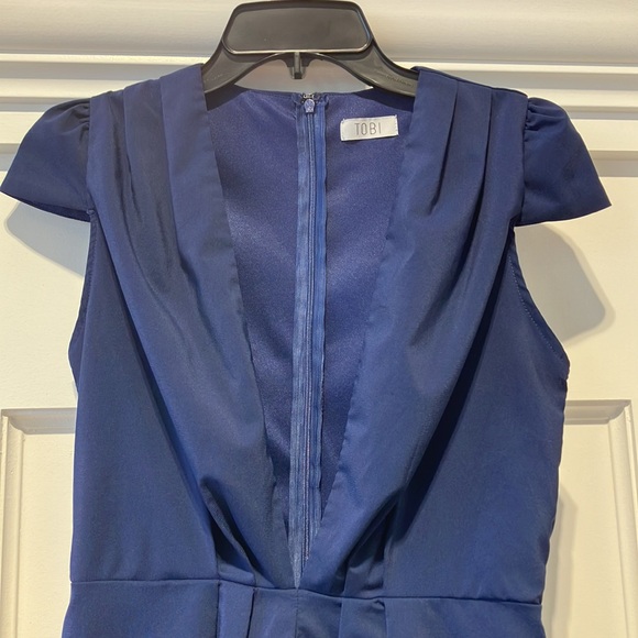 $7 Sale! Plunge Neckline Romper - Picture 2 of 7